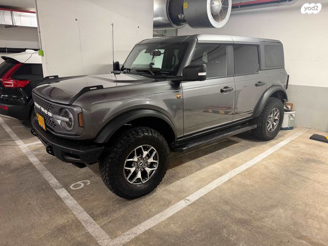 מודעת רכב פורד ברונקו