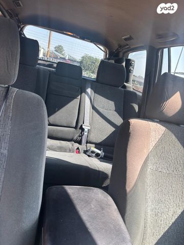 טויוטה לנד קרוזר