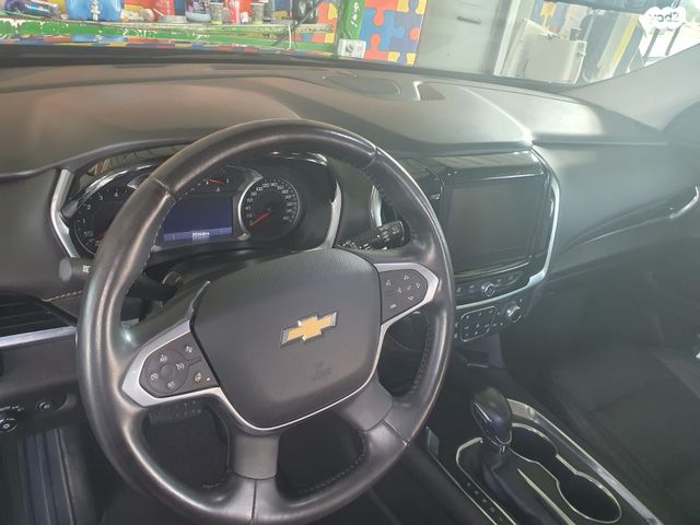 שברולט טראוורס