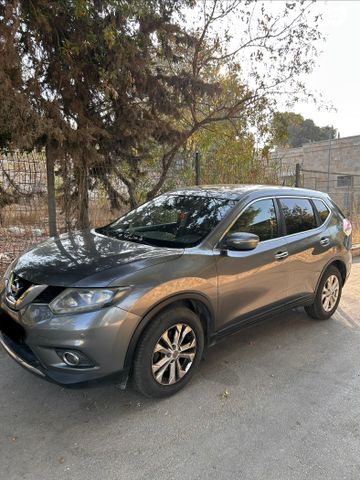 ניסאן אקס טרייל