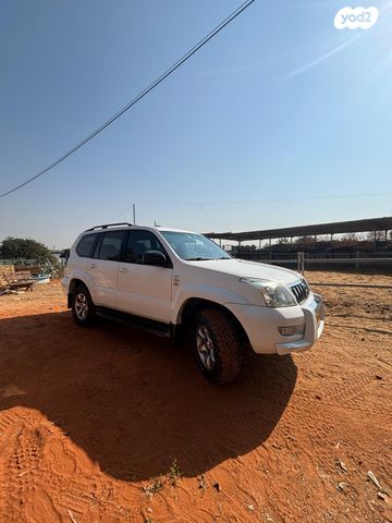 טויוטה לנד קרוזר