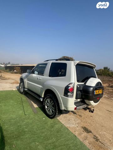 מיצובישי פג'רו