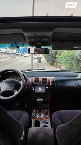 יונדאי טאראקן