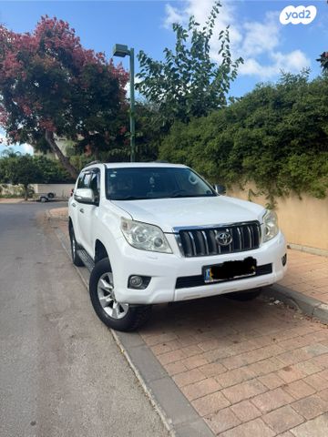 טויוטה לנד קרוזר