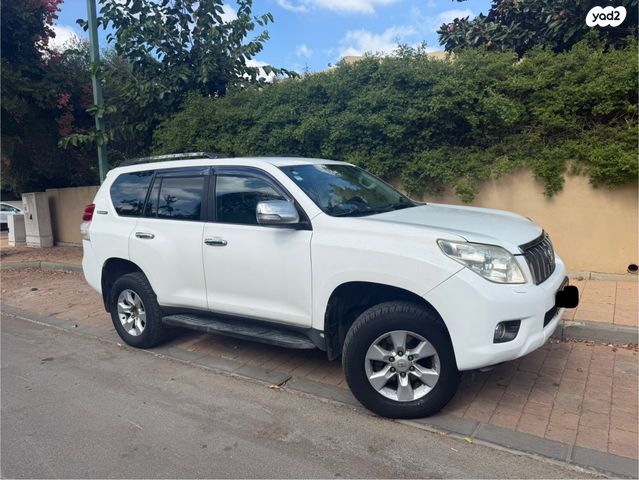 טויוטה לנד קרוזר