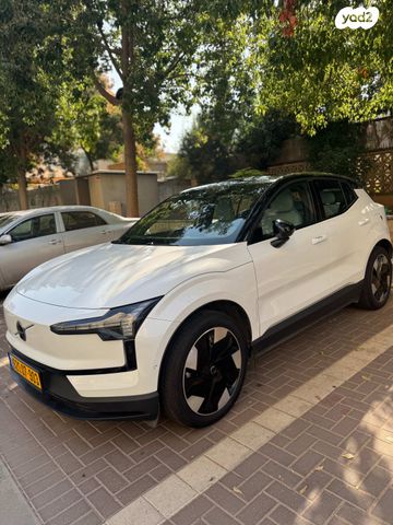 מודעת רכב וולוו EX30