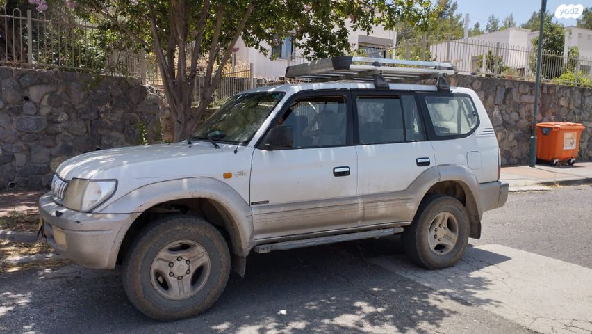 מודעת רכב טויוטה לנד קרוזר