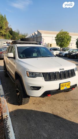 מודעת רכב ג'יפ גרנד צ'ירוקי