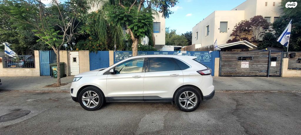 מודעת רכב פורד אדג'