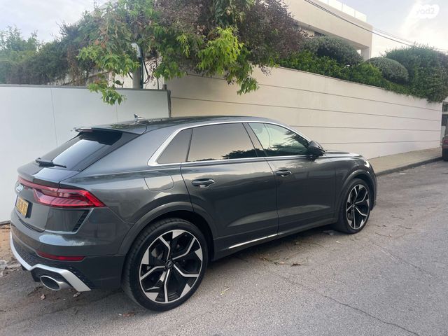 מודעת רכב אאודי RS Q8