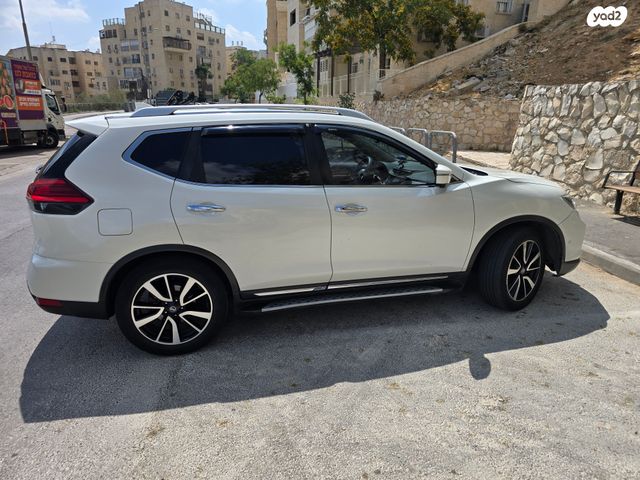 ניסאן אקס טרייל