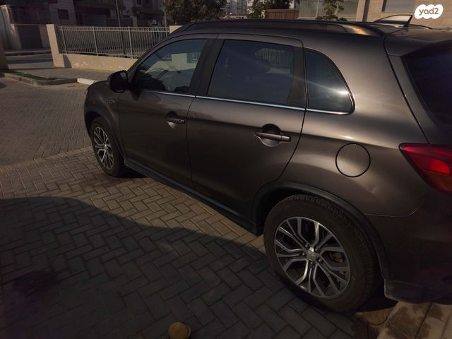 מיצובישי ASX