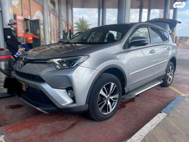 מודעת רכב טויוטה RAV4