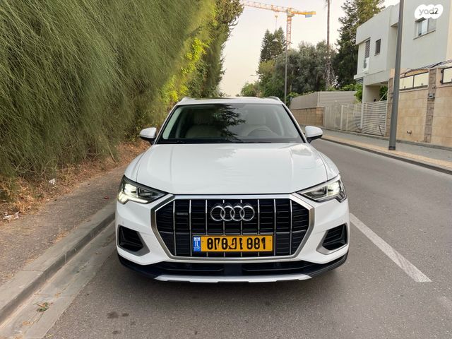 אאודי Q3