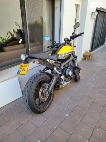ימאהה XSR900