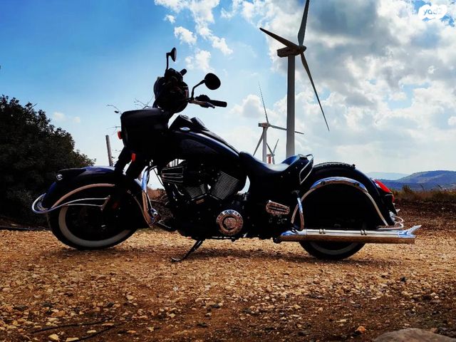 אינדיאן Chief Dark Horse