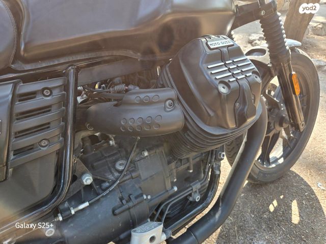 מוטוגוצי V7 Stone ABS