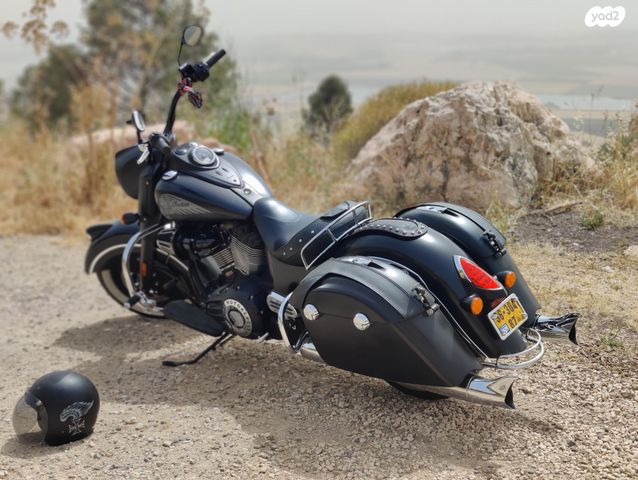 אינדיאן Chief Dark Horse