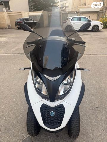 פיאג'ו MP3 350LT