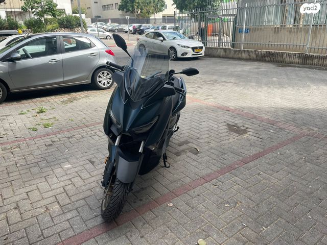 ימאהה X-Max 125 Sport