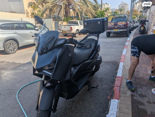 ימאהה X-MAX 300