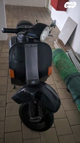 מודעת רכב פיאג'ו וספה PX200E