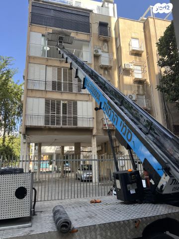 מודעת רכב מיצובישי