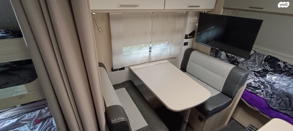 מודעת רכב נגרר (קראוון נגרר)