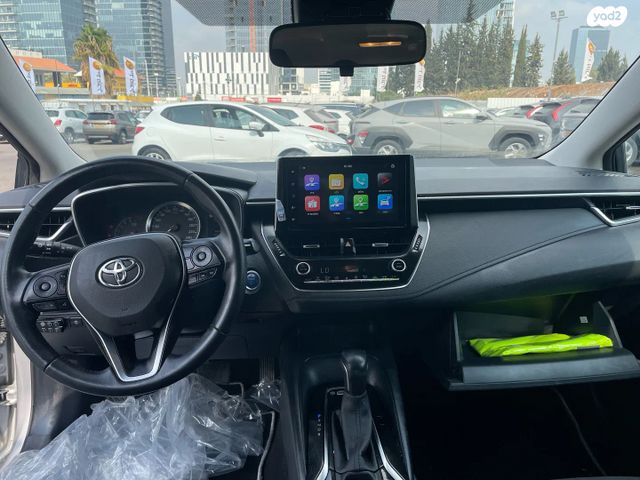 טויוטה קורולה