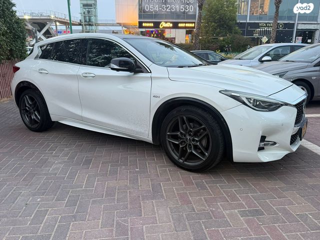 מודעת רכב אינפיניטי Q30