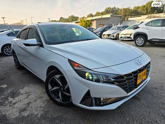 יונדאי אלנטרה