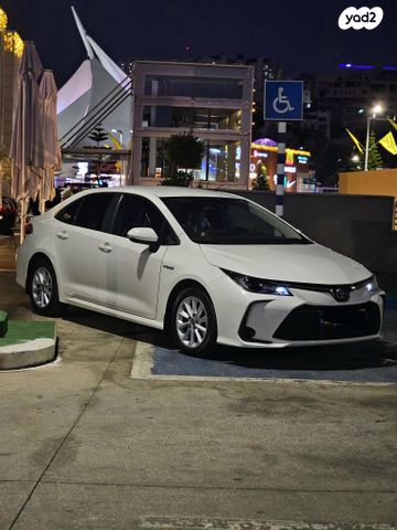 טויוטה קורולה