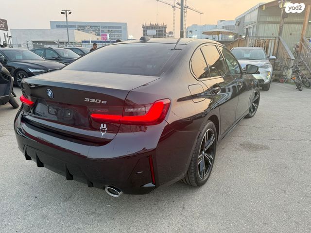 מודעת רכב ב מ וו סדרה 3 2