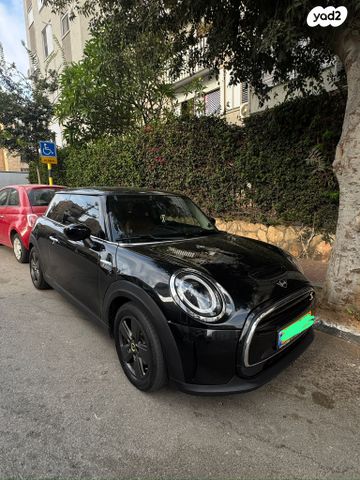 מודעת רכב מיני קופר SE (חשמלית)