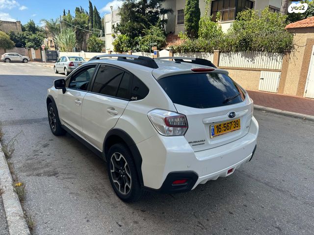סובארו XV