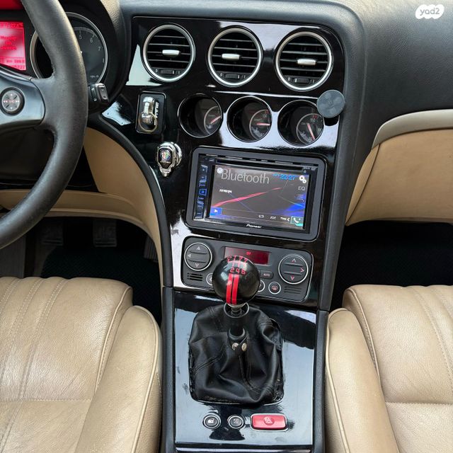 אלפא רומיאו 159