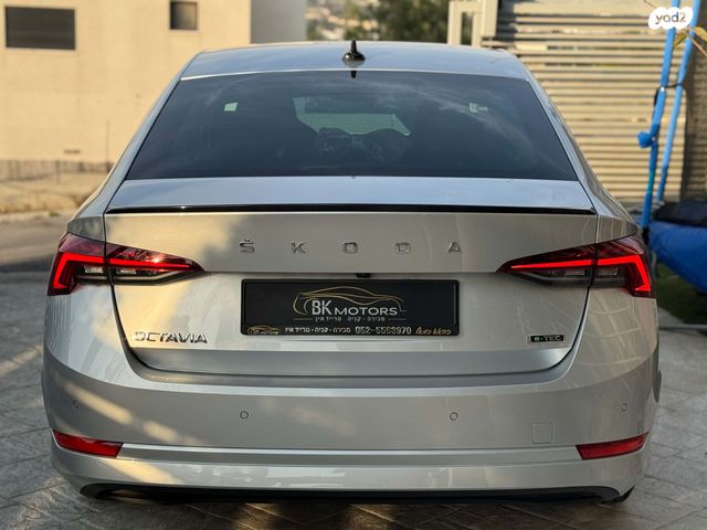 סקודה אוקטביה