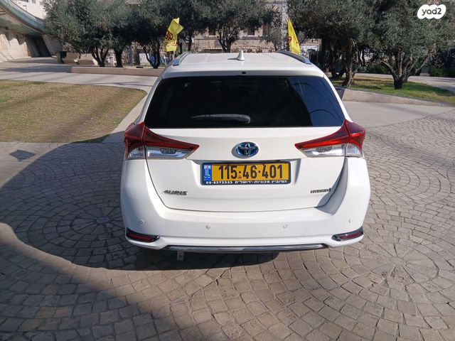 טויוטה אוריס