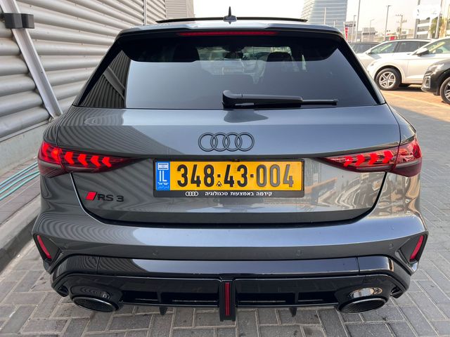 אאודי RS 3