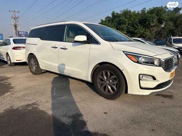 מודעת רכב קיה קרניבל