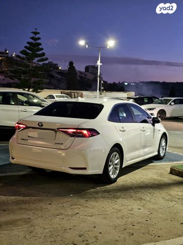 טויוטה קורולה