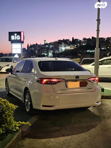 טויוטה קורולה