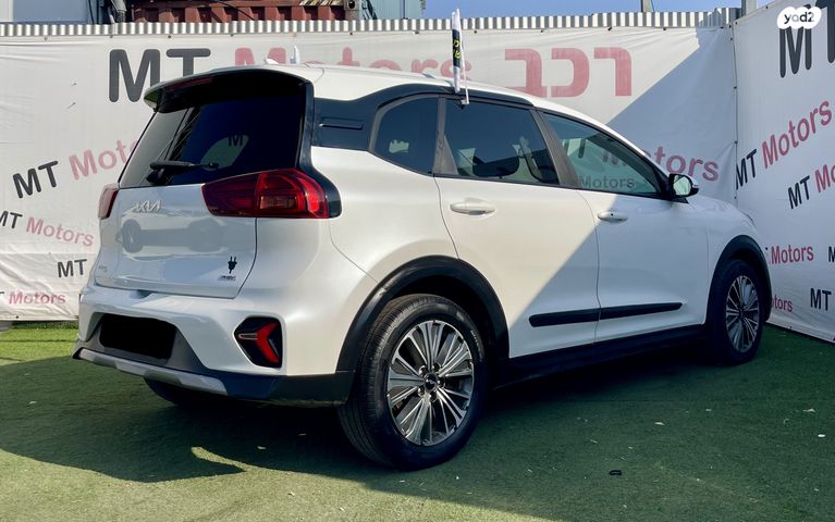 קיה נירו פלוס