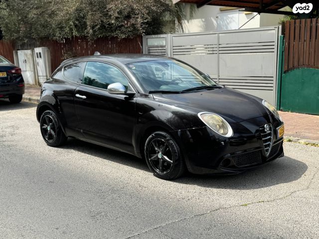 מודעת רכב אלפא רומיאו מיטו