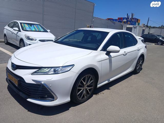 מודעת רכב טויוטה קאמרי