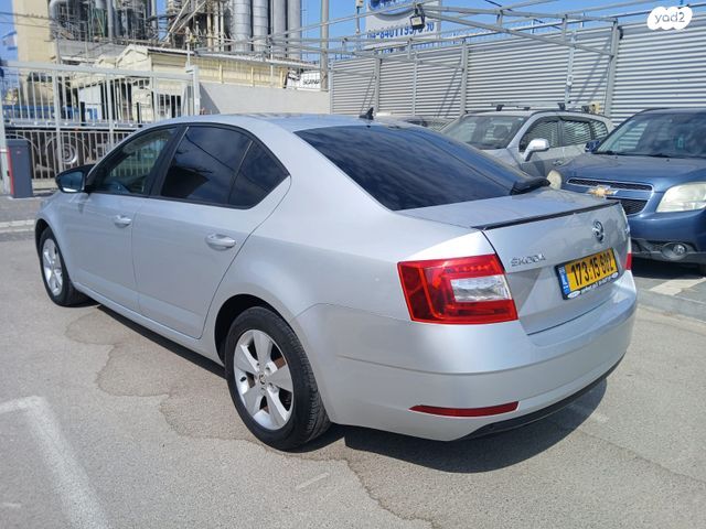 סקודה אוקטביה 