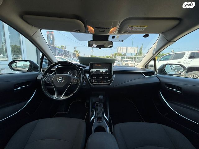 טויוטה קורולה