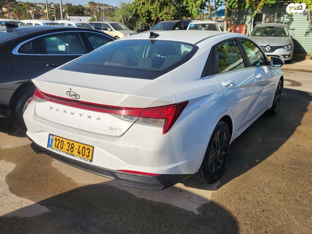 יונדאי אלנטרה