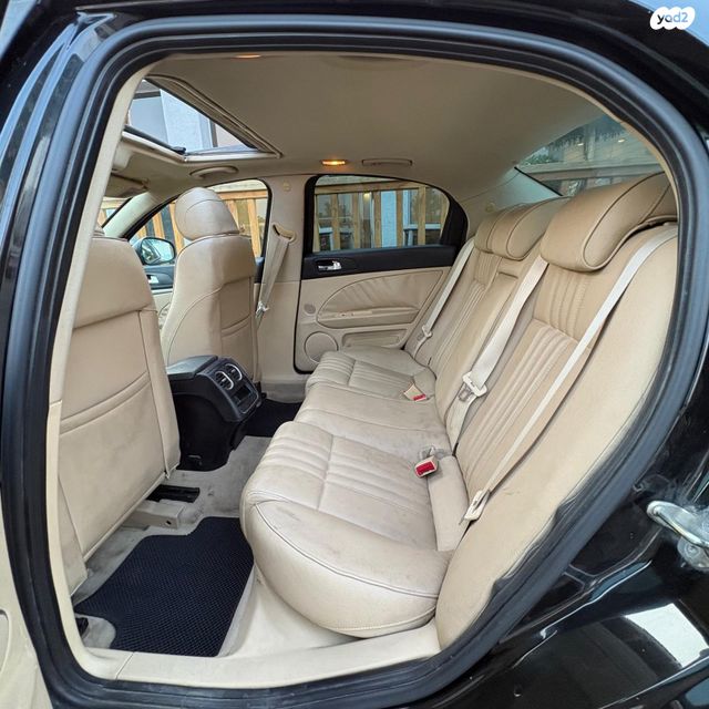 אלפא רומיאו 159