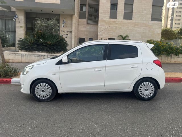 מיצובישי ספייס סטאר